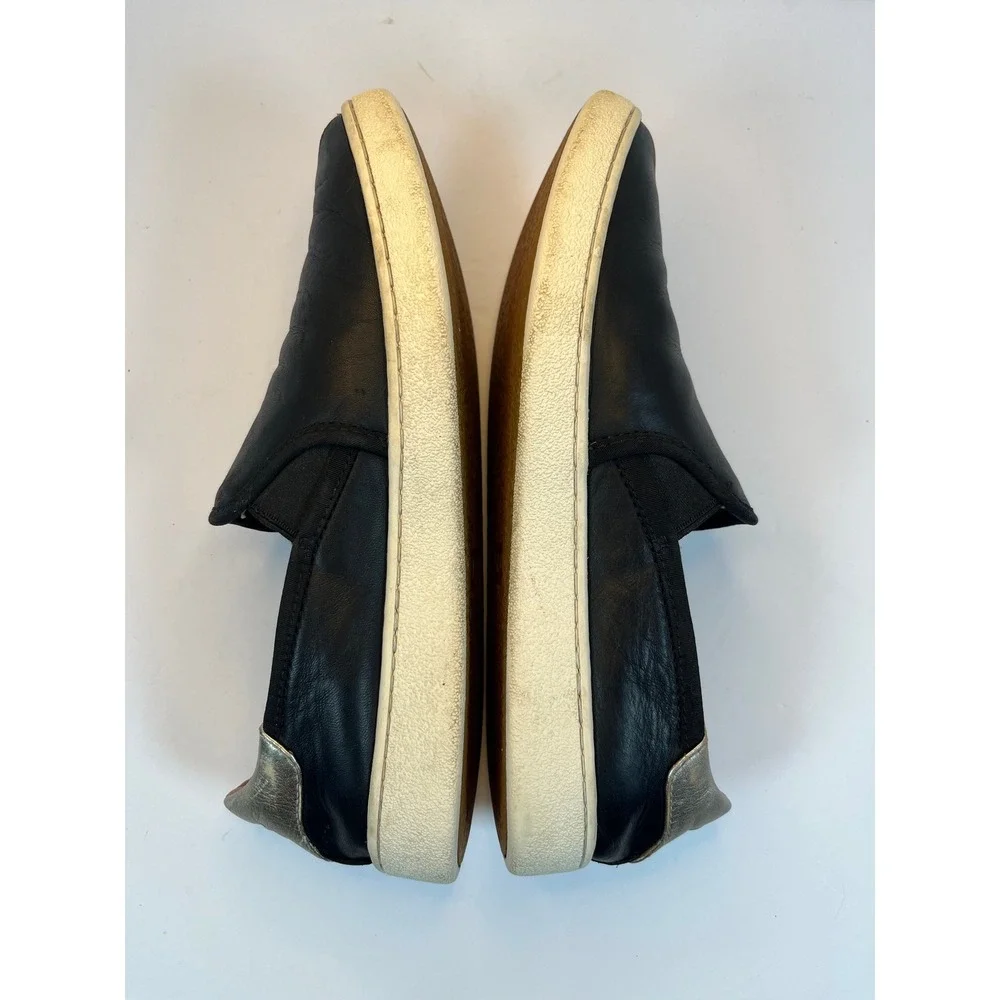 UGG Cas Black Leather Slip On Sneakers Gold Heel 1019108 Womens 8